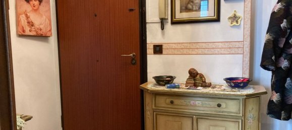 4 rooms Apartment in Genoa, Italy No. 166948 9