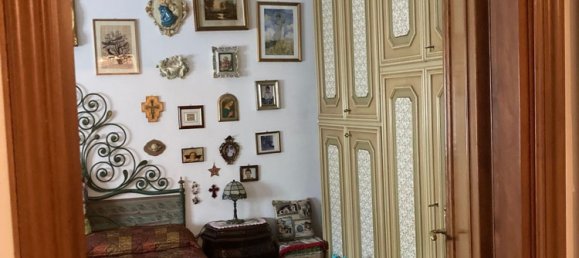 4 rooms Apartment in Genoa, Italy No. 166948 32