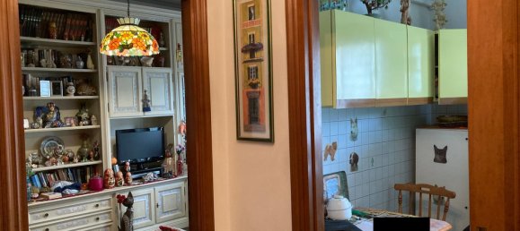 4 rooms Apartment in Genoa, Italy No. 166948 5
