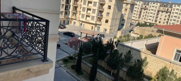 4 bedrooms Apartment in Khatay, Azerbaijan No. 1629 6