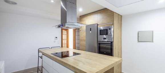 3 bedrooms Apartment in Granada, Spain No. 173174 9