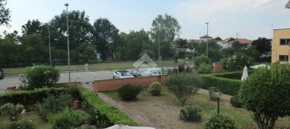 3 bedrooms Apartment in Ferrara, Italy No. 331738 34