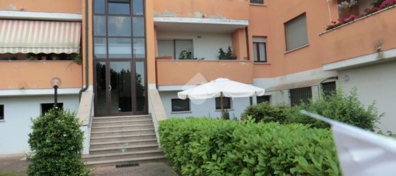 3 bedrooms Apartment in Ferrara, Italy No. 331738 5