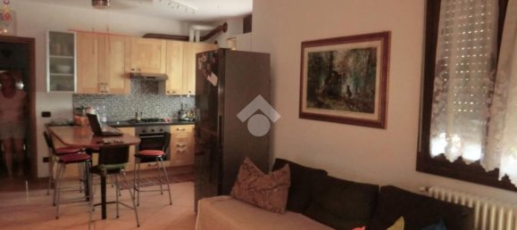 3 bedrooms Apartment in Ferrara, Italy No. 331738 8