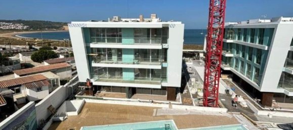 Квартира с 2 спальнями в Сан Мартинью ду Порту, Португалия № 127567 20