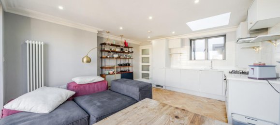 2 bedrooms Apartment in London, United Kingdom No. 7680 10