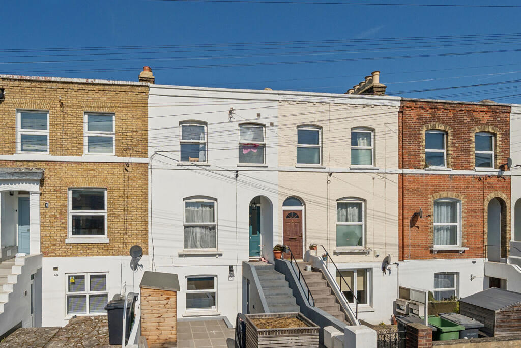 2 bedrooms Apartment in London, United Kingdom No. 7680