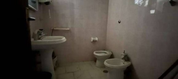 Oficina en Monterotondo, Italy 150 m² No. 96956 10