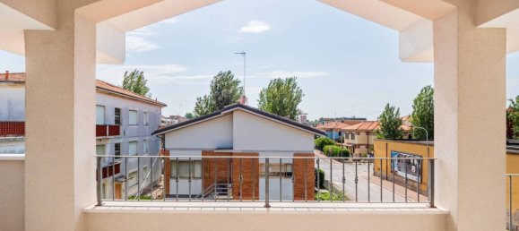 2 bedrooms Apartment in Fano, Italy No. 338842 3