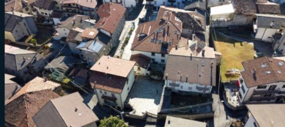 1708m² Commercial property in Borno, Italy No. 274374 8