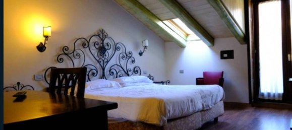 1708m² Commercial property in Borno, Italy No. 274374 14