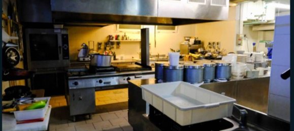 1708m² Commercial property in Borno, Italy No. 274374 17