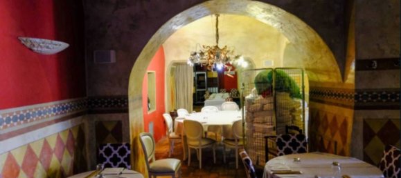 1708m² Commercial property in Borno, Italy No. 274374 22