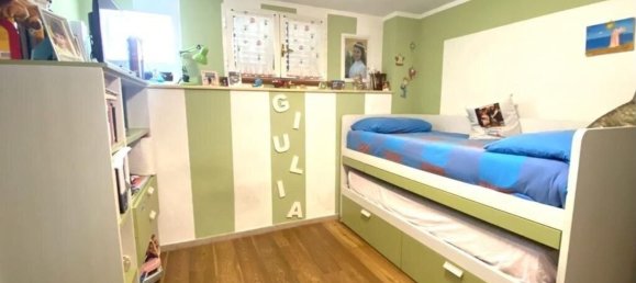 7 rooms House in Massa, Italy No. 215055 5