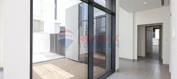 4 bedrooms Villa in Al Furjan, UAE No. 40697 3