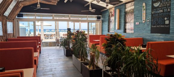 200m² Commercial property in Alicante, Spain No. 136571 14