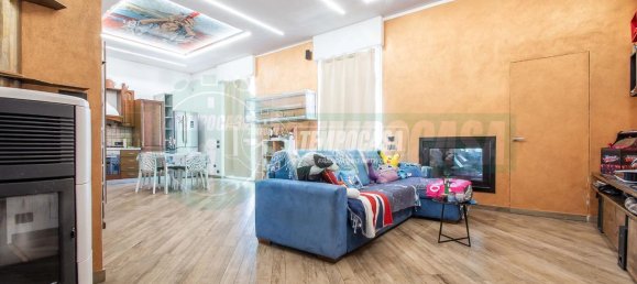 Квартира с 4 комнатами в Кастильоне Олона, Италия № 156162 14