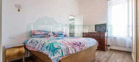 Квартира с 4 комнатами в Кастильоне Олона, Италия № 156162 7