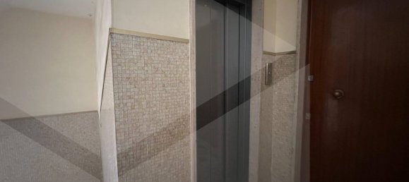Apartamento de 4 habitaciónes en Foggia, Italy No. 26124 2