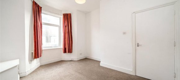 1 bedroom Apartment in London, United Kingdom No. 12815 5