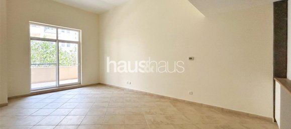 Apartamento de 2 dormitorios en Motor City, UAE No. 100359 4