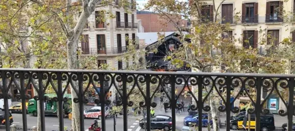 2 Schlafzimmer Wohnung in Ciutat Vella, Spain, Nr. 85125 4