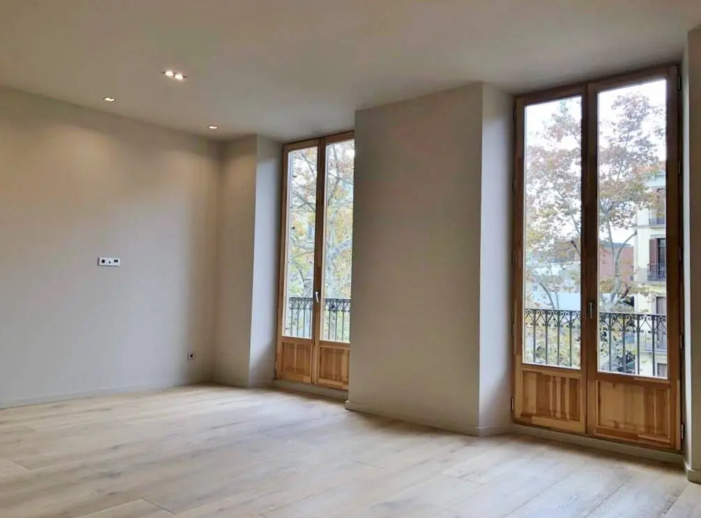 2 Schlafzimmer Wohnung in Ciutat Vella, Spain, Nr. 85125