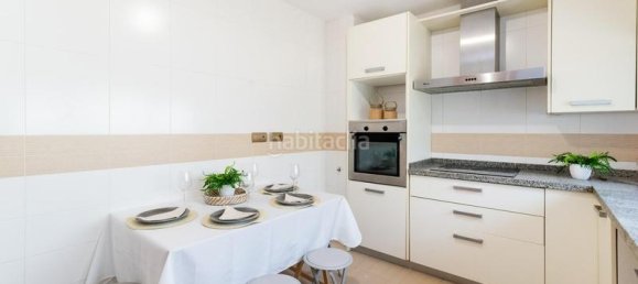 4 bedrooms Townhouse in Jun, Spain No. 139734 6