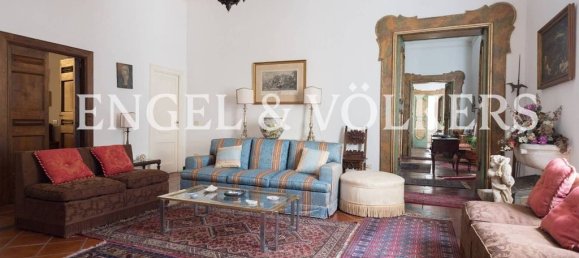 3 Schlafzimmer Wohnung in Naples, Italy, Nr. 129197 11