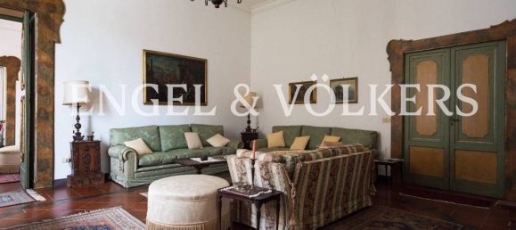 3 Schlafzimmer Wohnung in Naples, Italy, Nr. 129197 2