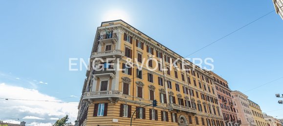 7 bedrooms Apartment in Rome, Italy No. 58720 34