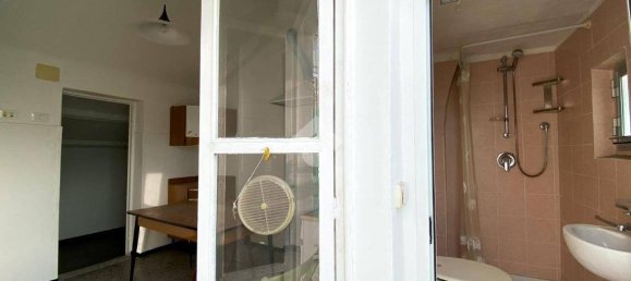 1 غرف نوم شقة في Savona, Italy رقم 100668 15