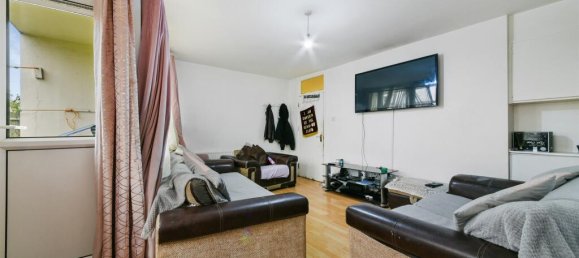 3 bedrooms Apartment in London, United Kingdom No. 9888 11