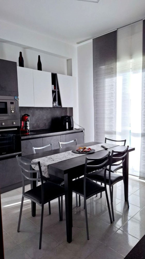 7 bedrooms Apartment in Borgia, Italy No. 330414