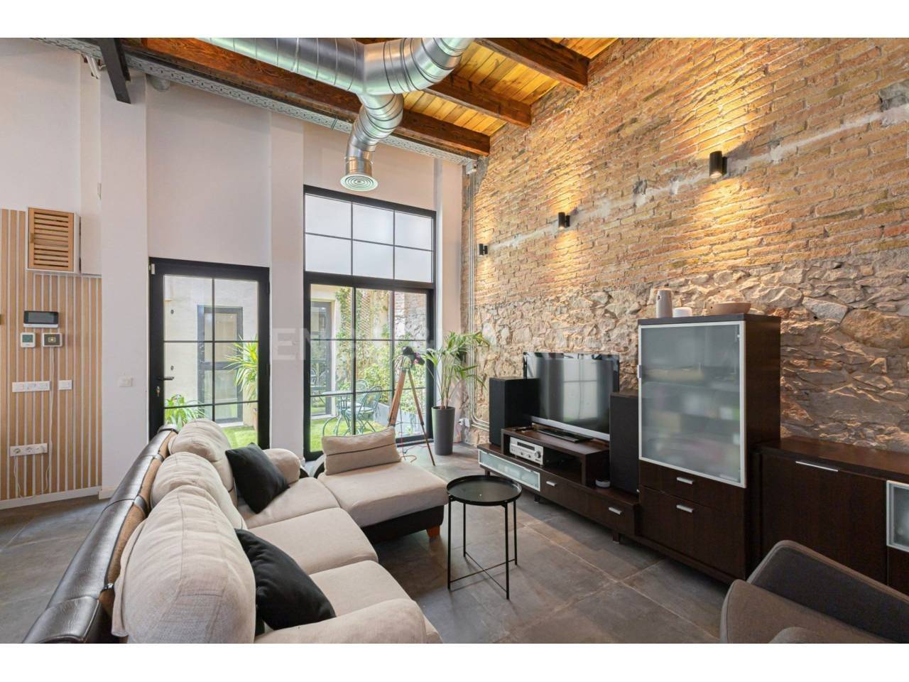 4 غرف نوم منزل ذو طابقين في Sants-Montjuic, Spain رقم 142816