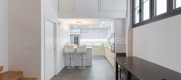 4 غرف نوم منزل ذو طابقين في Sants-Montjuic, Spain رقم 142816 21