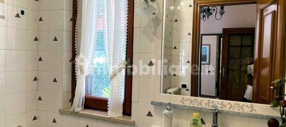 6 bedrooms Villa in Ardea, Italy No. 44898 3