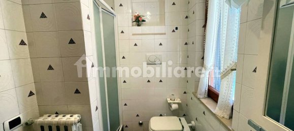 6 bedrooms Villa in Ardea, Italy No. 44898 4