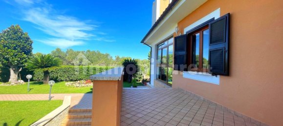 6 bedrooms Villa in Ardea, Italy No. 44898 17