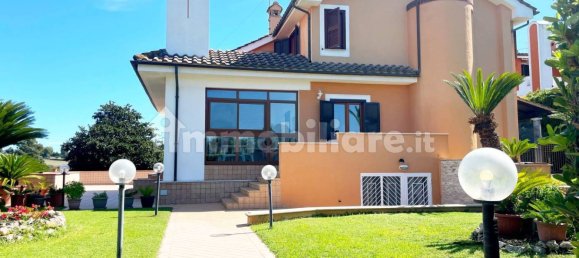 6 bedrooms Villa in Ardea, Italy No. 44898 7