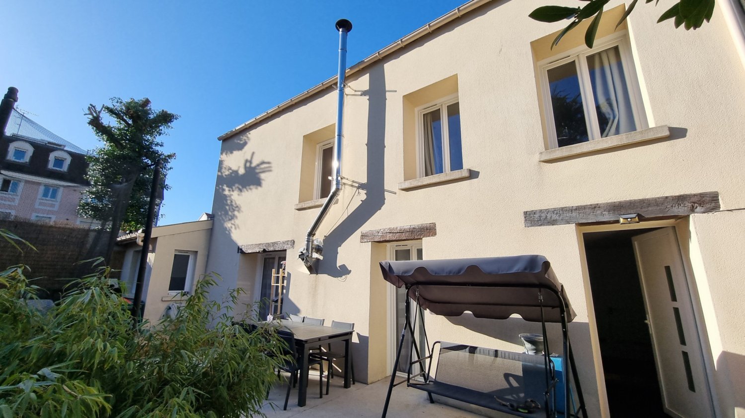 3 chambres Maison à Villecresnes, France No. 128764