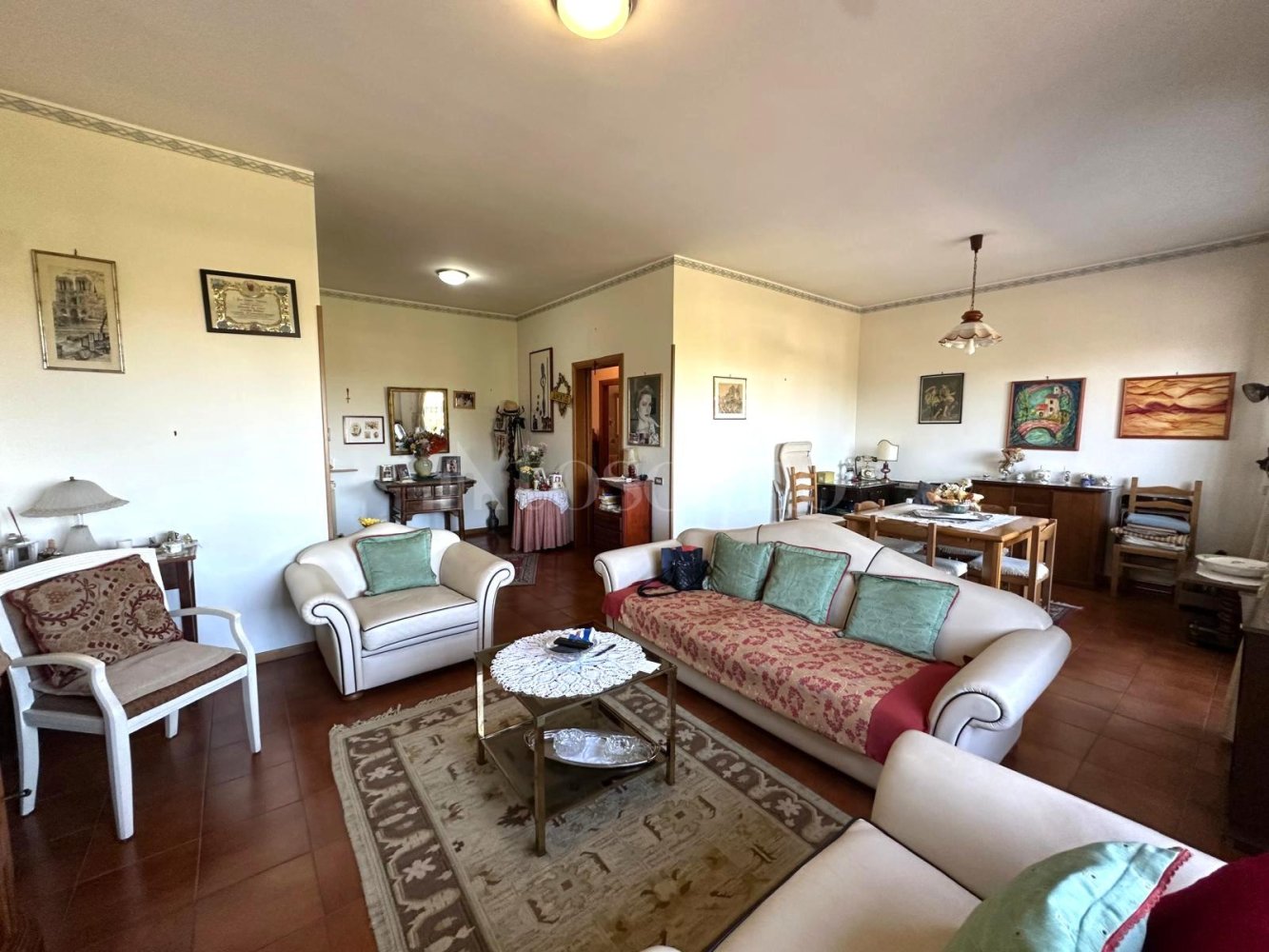 4 rooms Apartment in Rome, Italy No. 385639