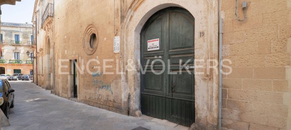 20-salle Bâtiment à Otranto, Italy No. 68593 3