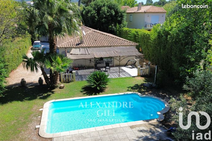 3 bedrooms House in Marseille, France No. 315882