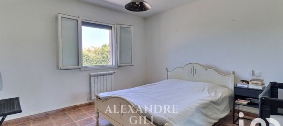 3 bedrooms House in Marseille, France No. 315882 12