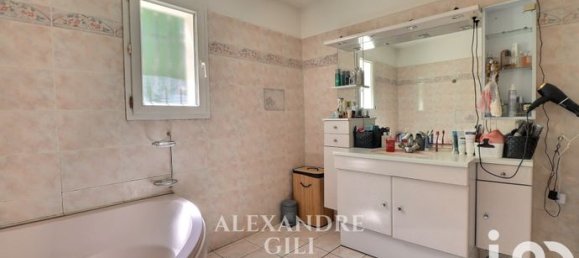 3 bedrooms House in Marseille, France No. 315882 15