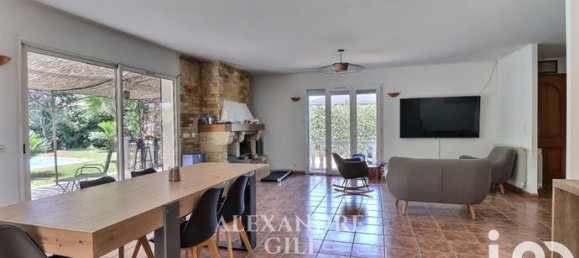 3 bedrooms House in Marseille, France No. 315882 10