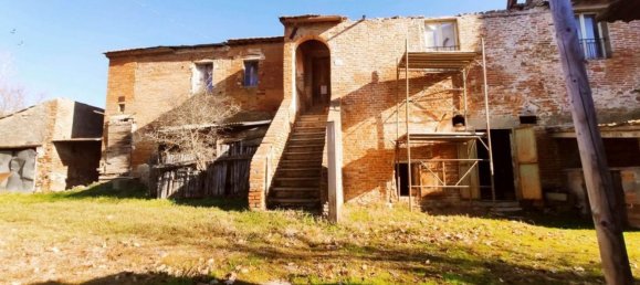 12 rooms House in Foiano della Chiana, Italy No. 227117 16