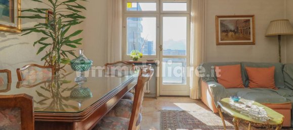 3 bedrooms Apartment in Turin, Italy No. 58346 7