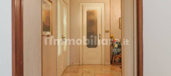 3 bedrooms Apartment in Turin, Italy No. 58346 16